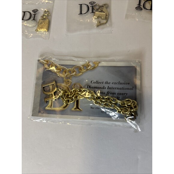 Vtg Di Diamonds International Charm Bracelet w/ Charms; Scuba Ship Anchor Hat - Picture 3 of 7